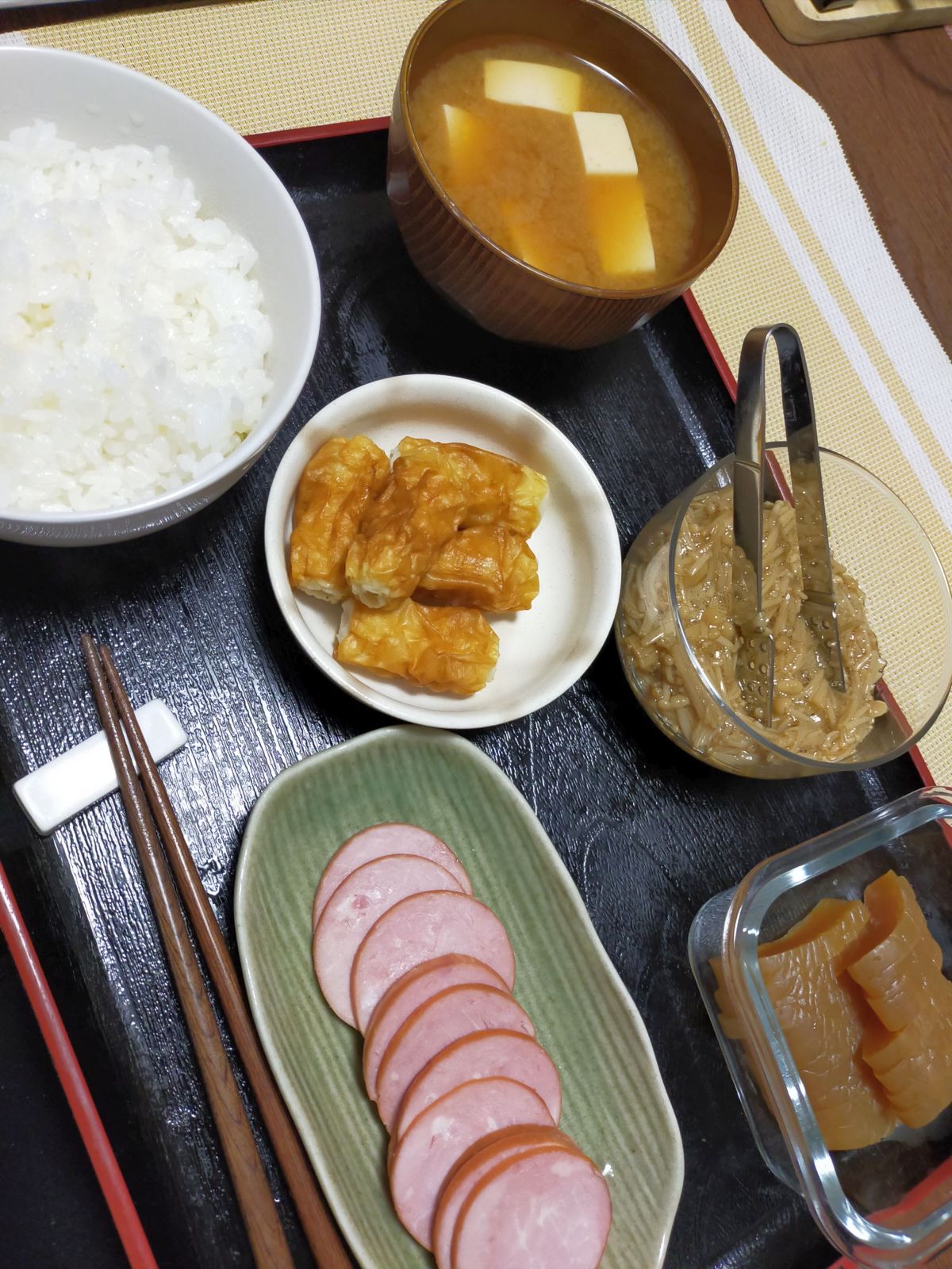 本日の朝食兼昼食