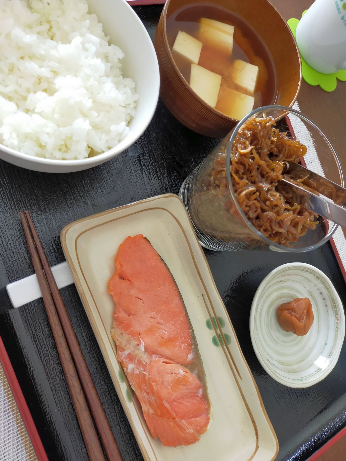 本日の朝食兼昼食