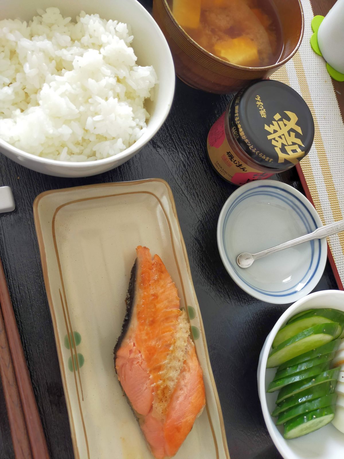 本日の朝食兼昼食