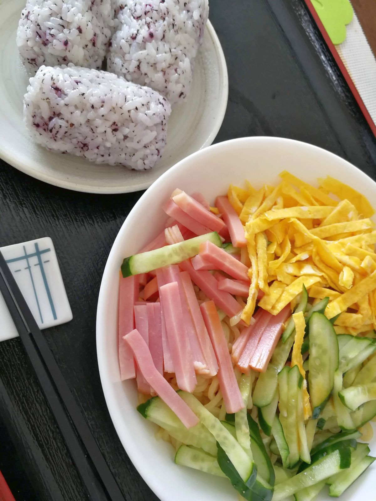 本日の朝食兼昼食