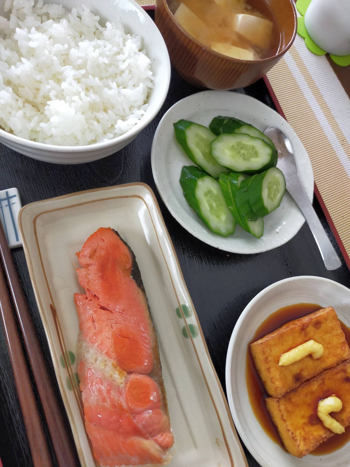 本日の朝食兼昼食