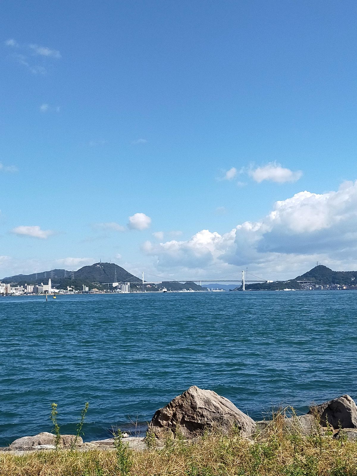 巌流島から見る関門橋