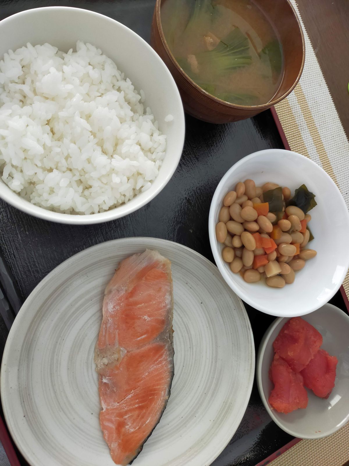 本日の朝食兼昼食