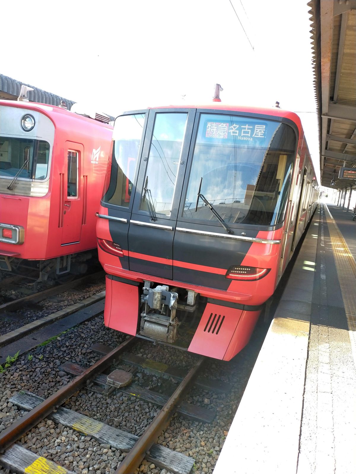 特急名古屋行き