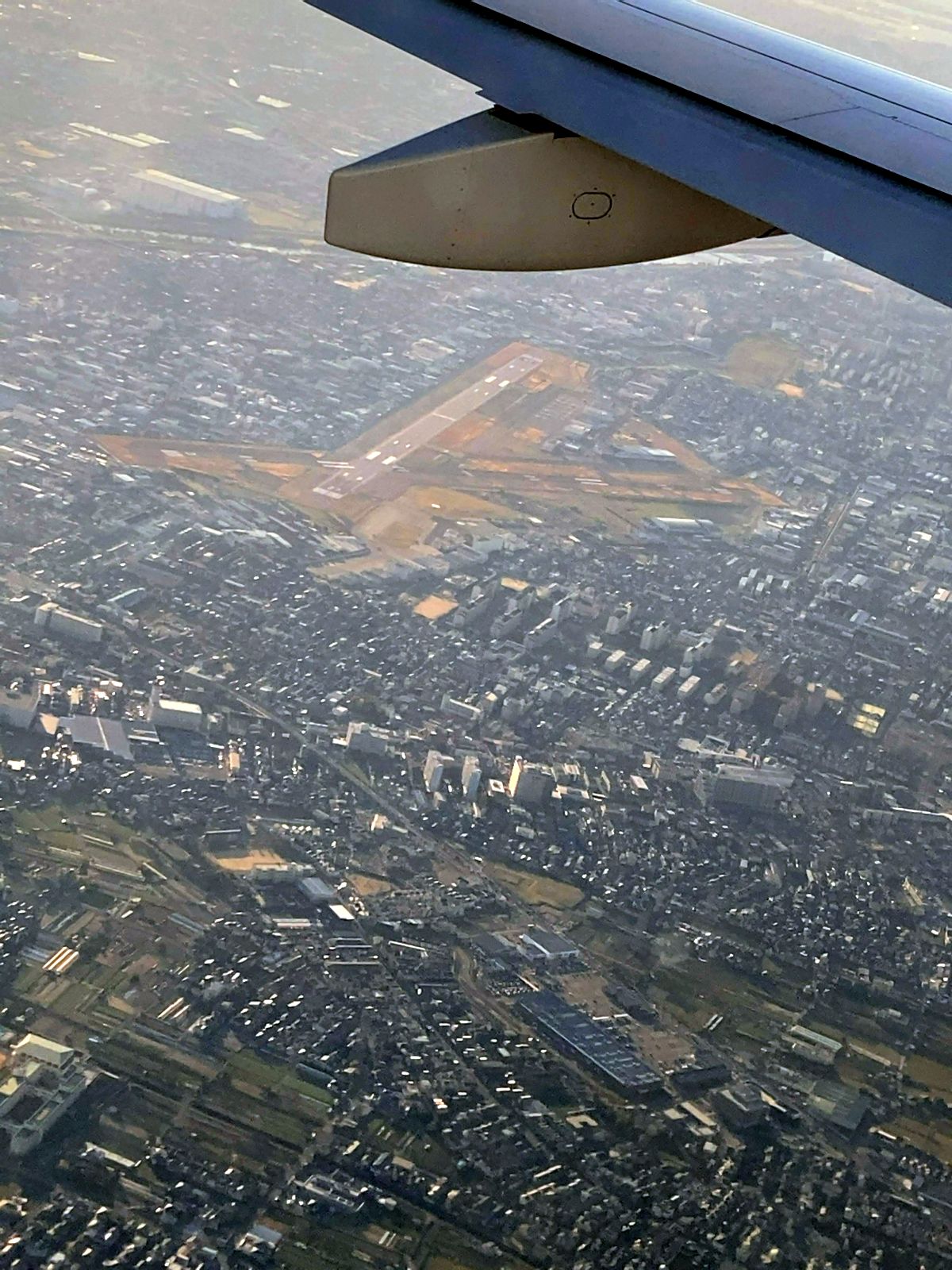 八尾空港