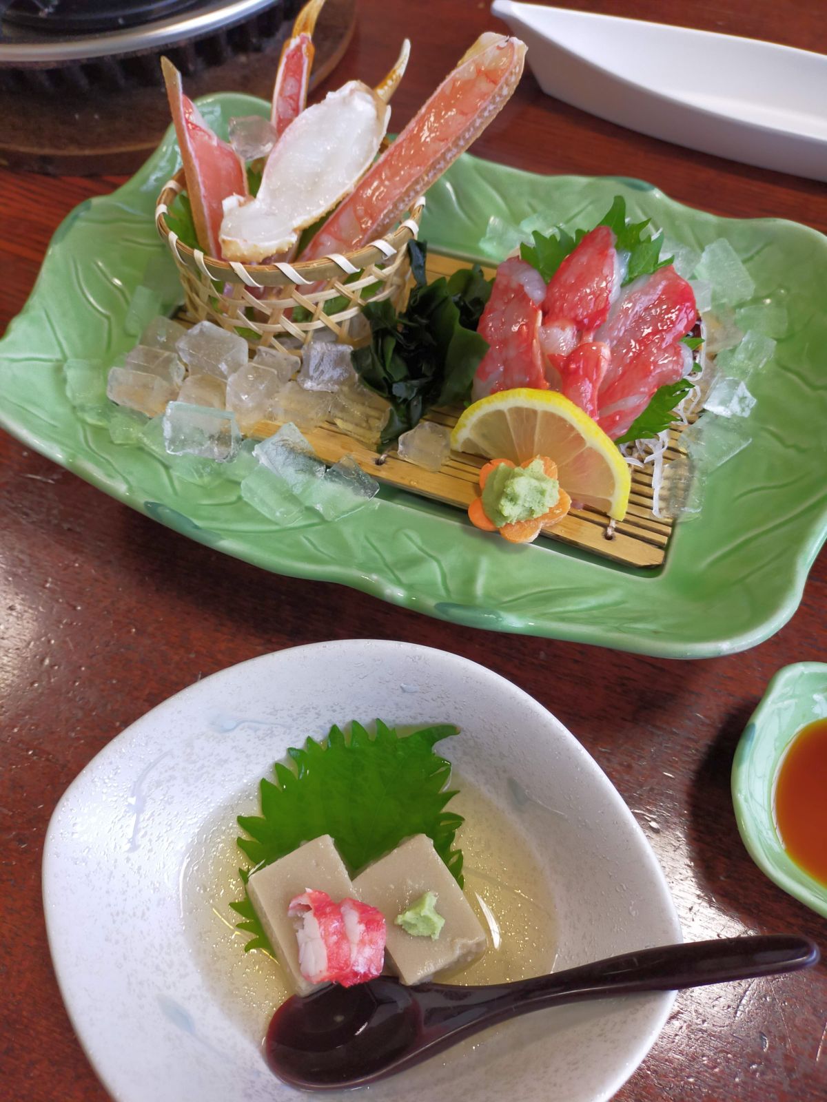 かに味噌豆腐と刺身