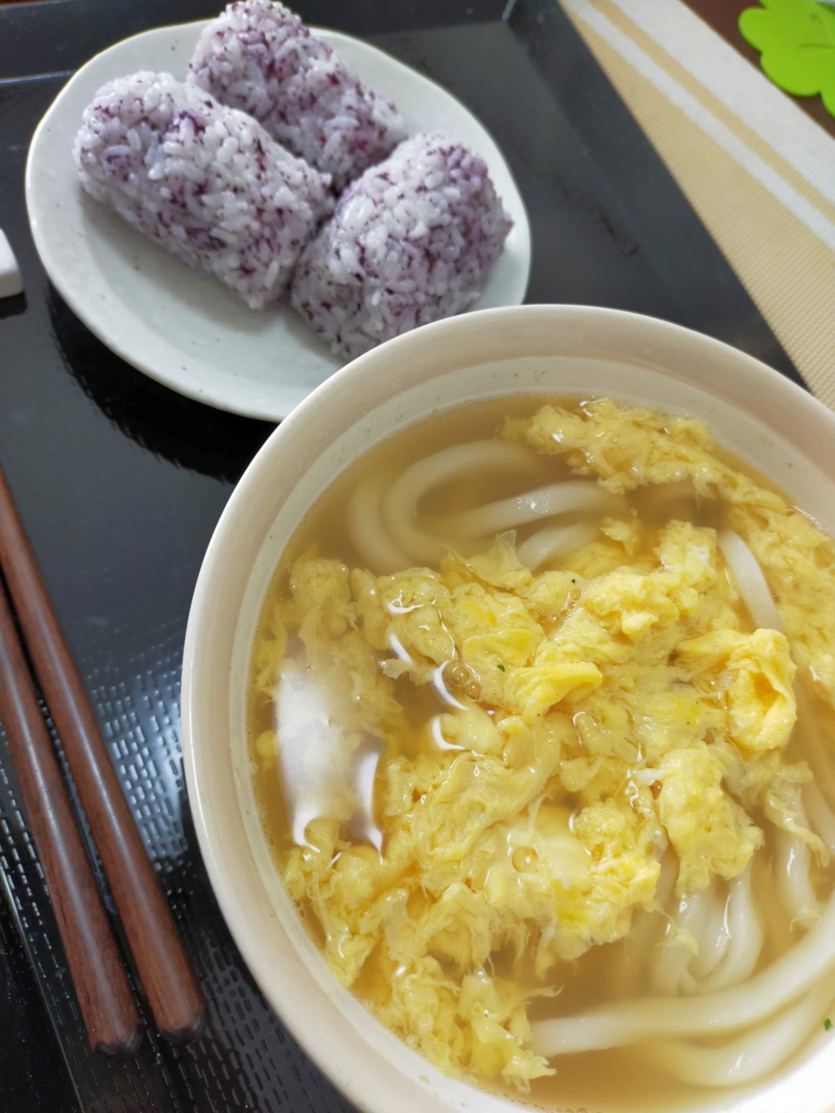 本日の朝食兼昼食