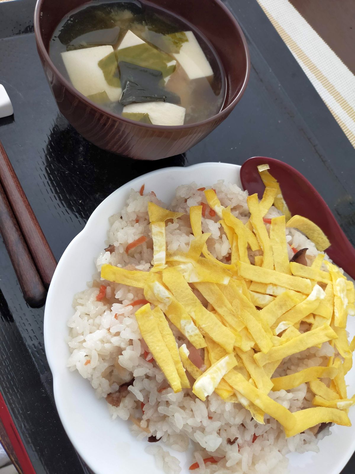 本日の朝食兼昼食