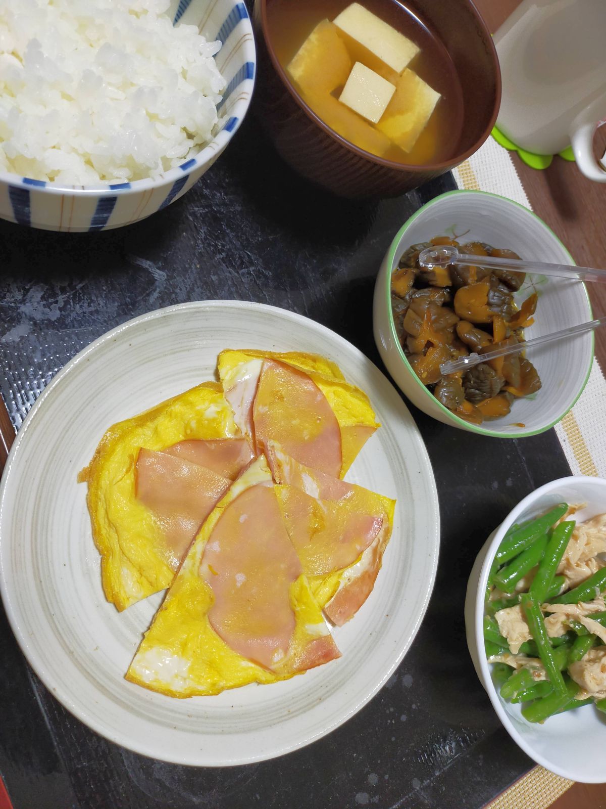 本日の朝食兼昼食