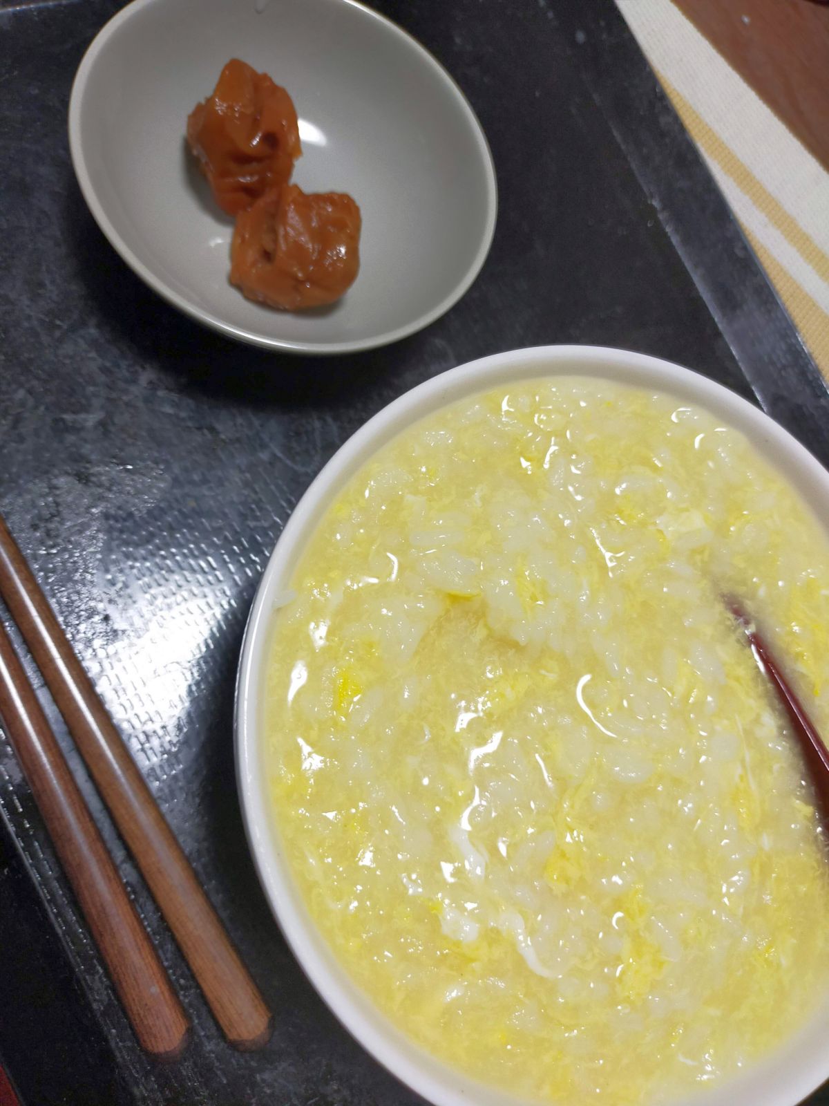 本日の朝食兼昼食兼夕食