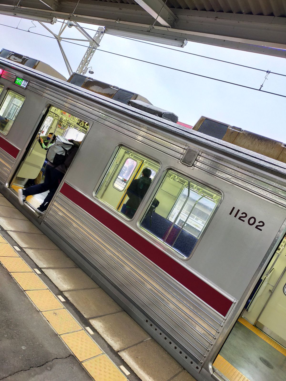 お戻り電車