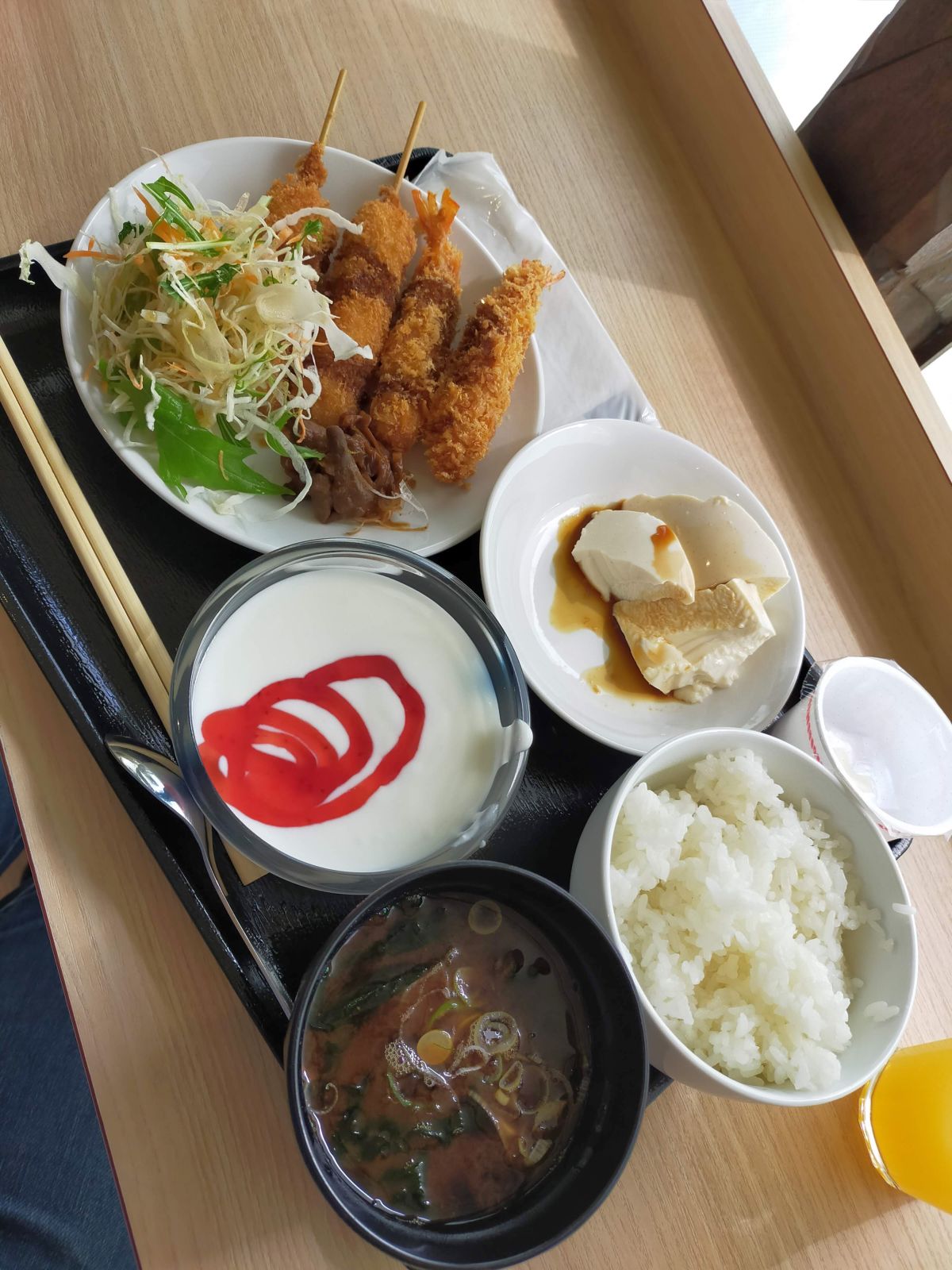 本日の朝食