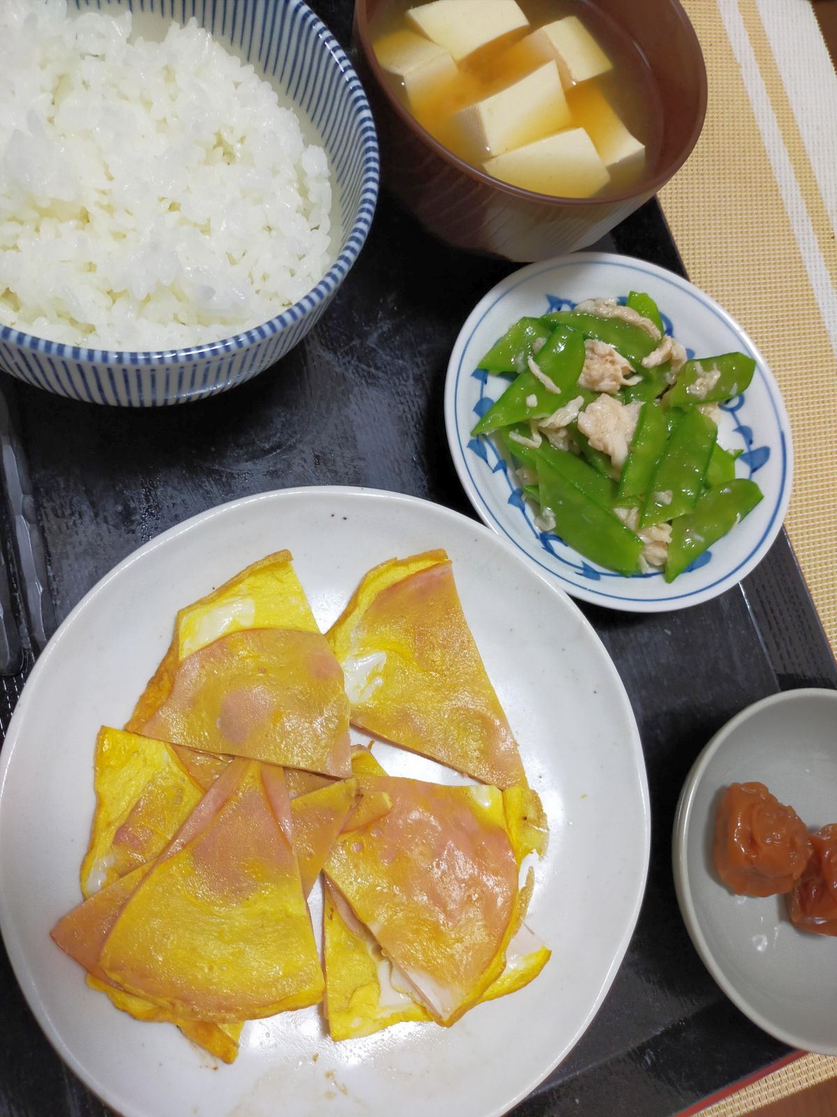 本日の朝食兼昼食