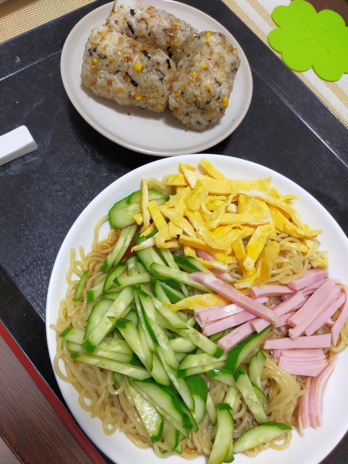 本日の朝食兼昼食