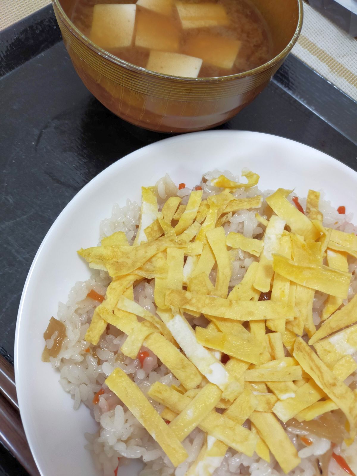 本日の朝食兼昼食