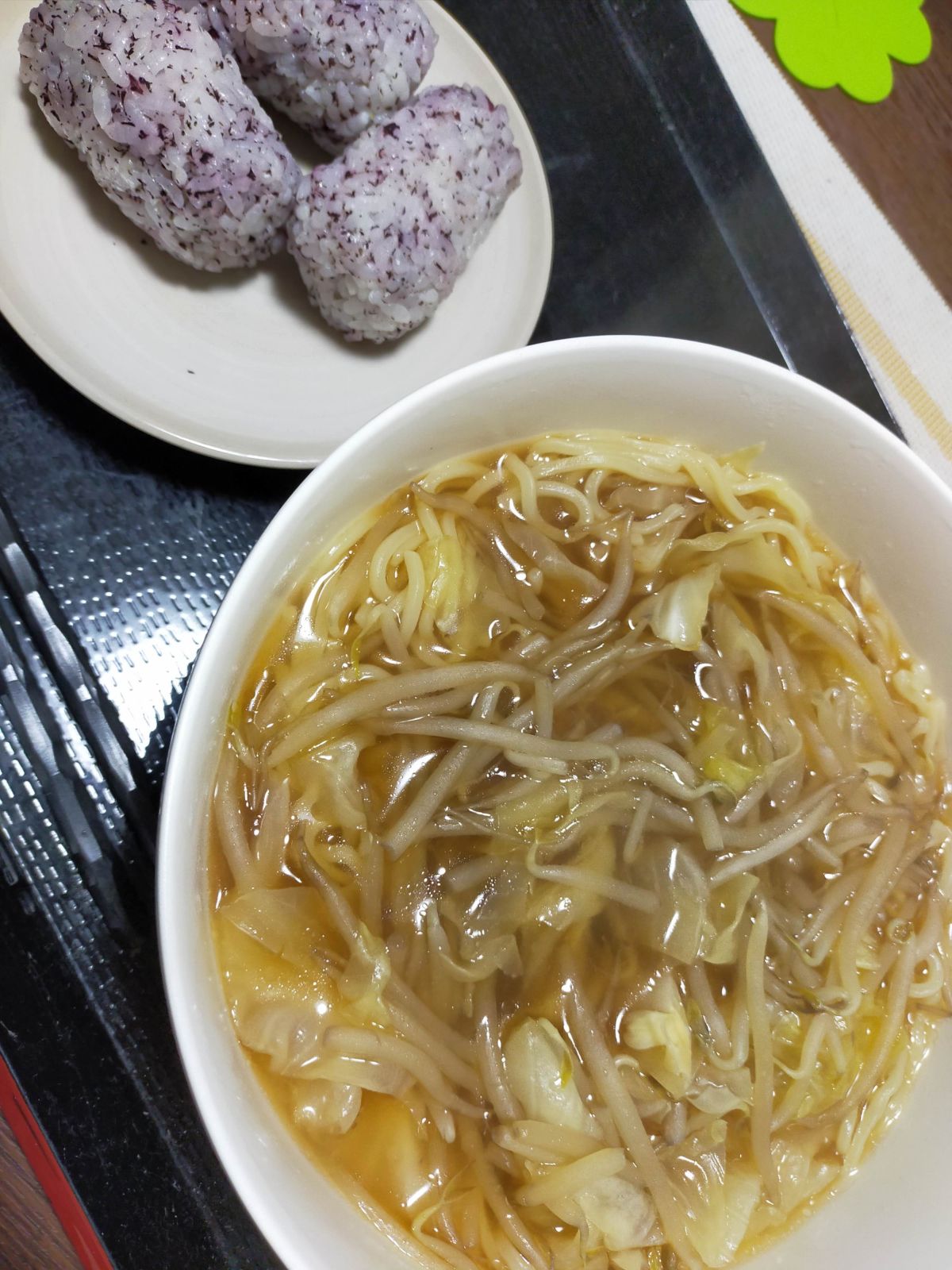 本日の朝食兼昼食