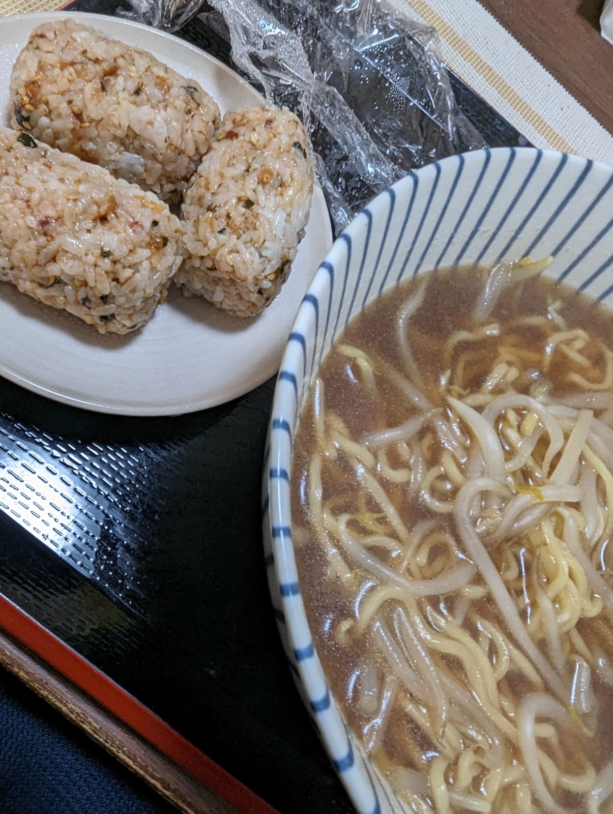 本日の朝食兼昼食