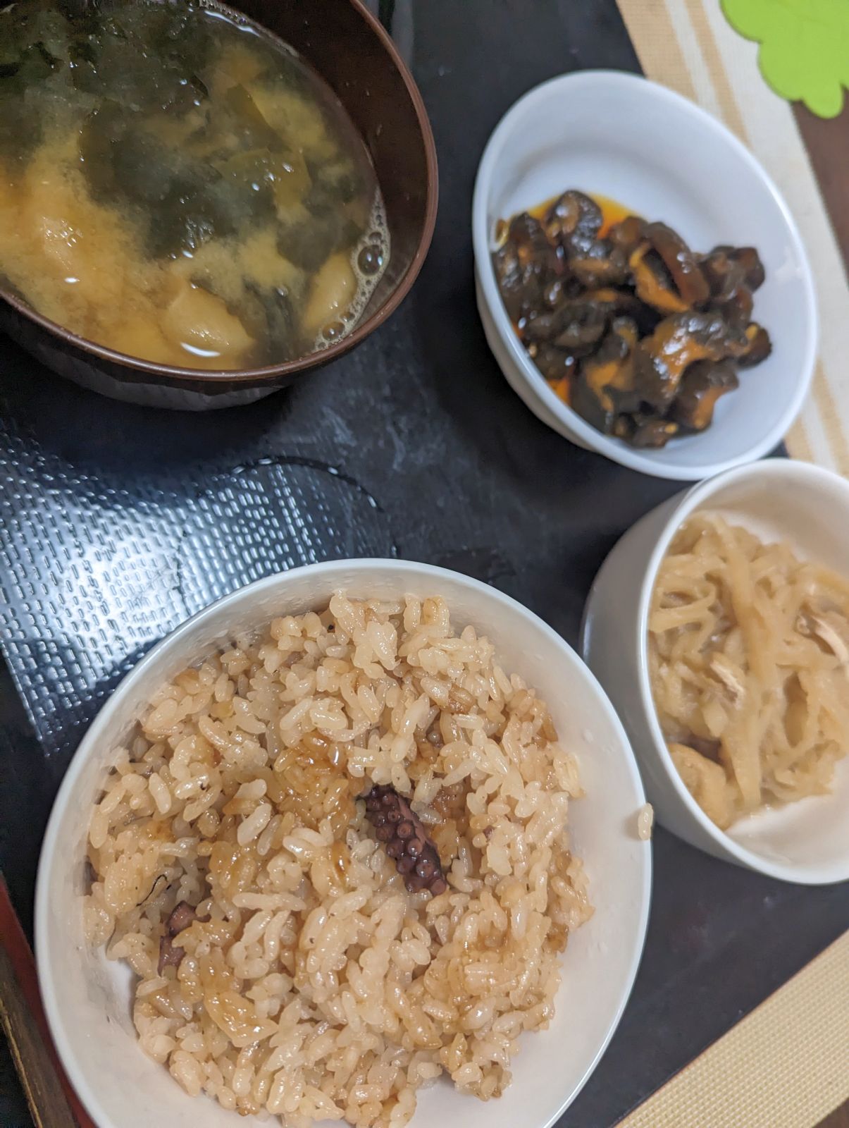 本日の朝食兼昼食