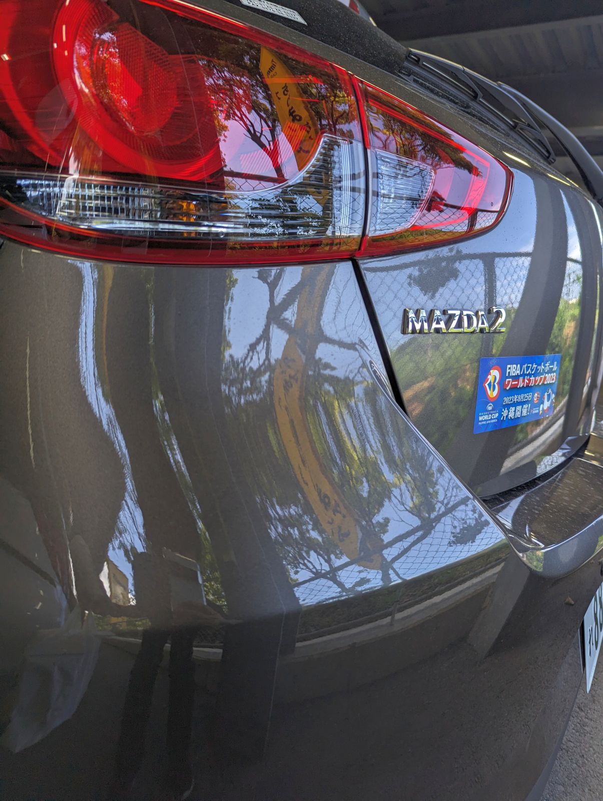 MAZDA2