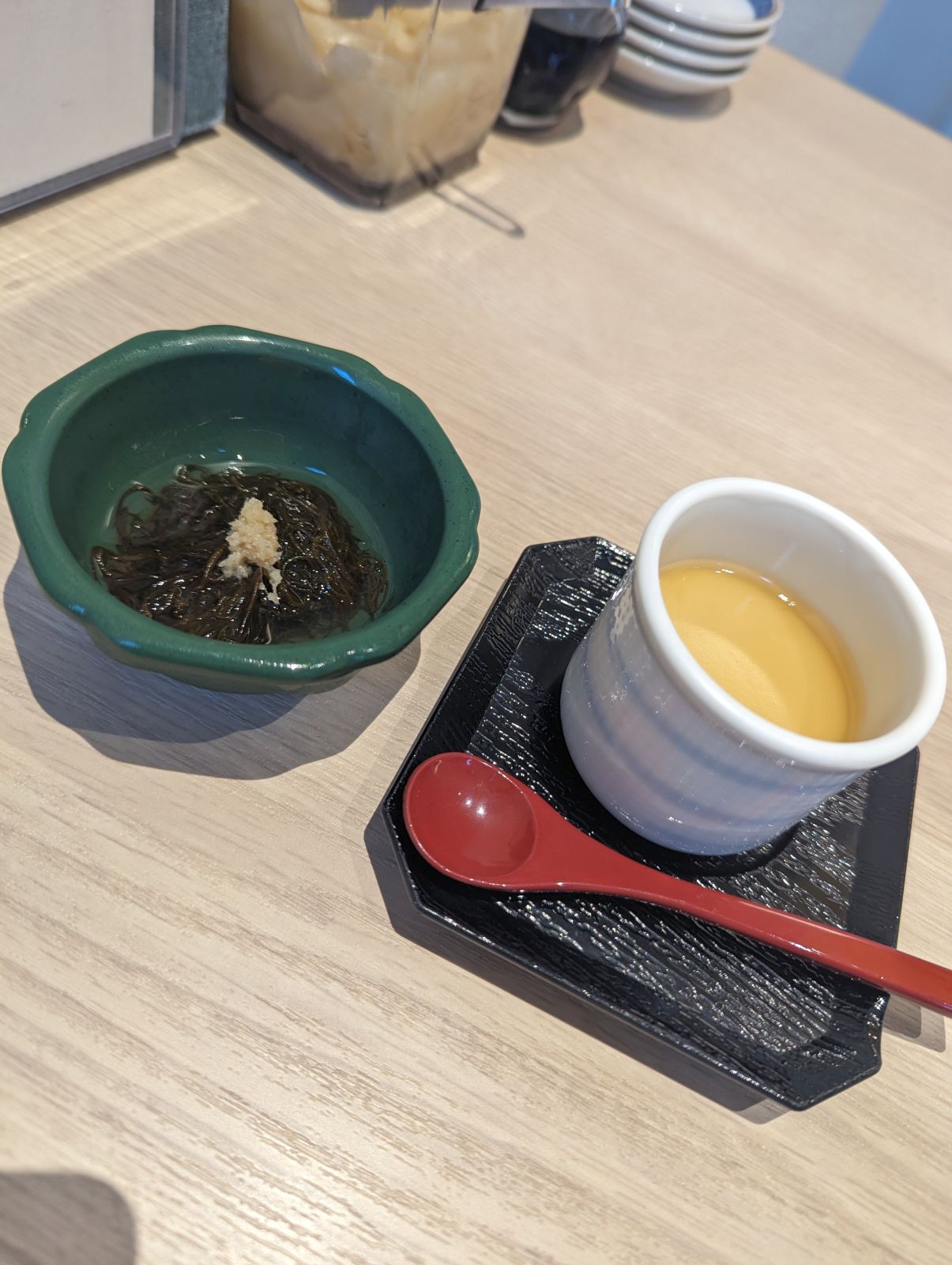 茶碗蒸しともずく酢