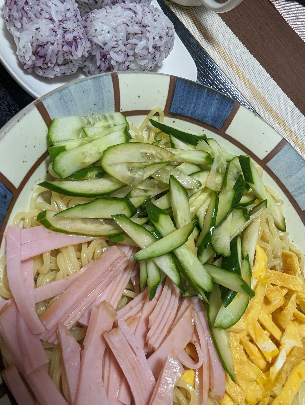 本日の朝食兼昼食