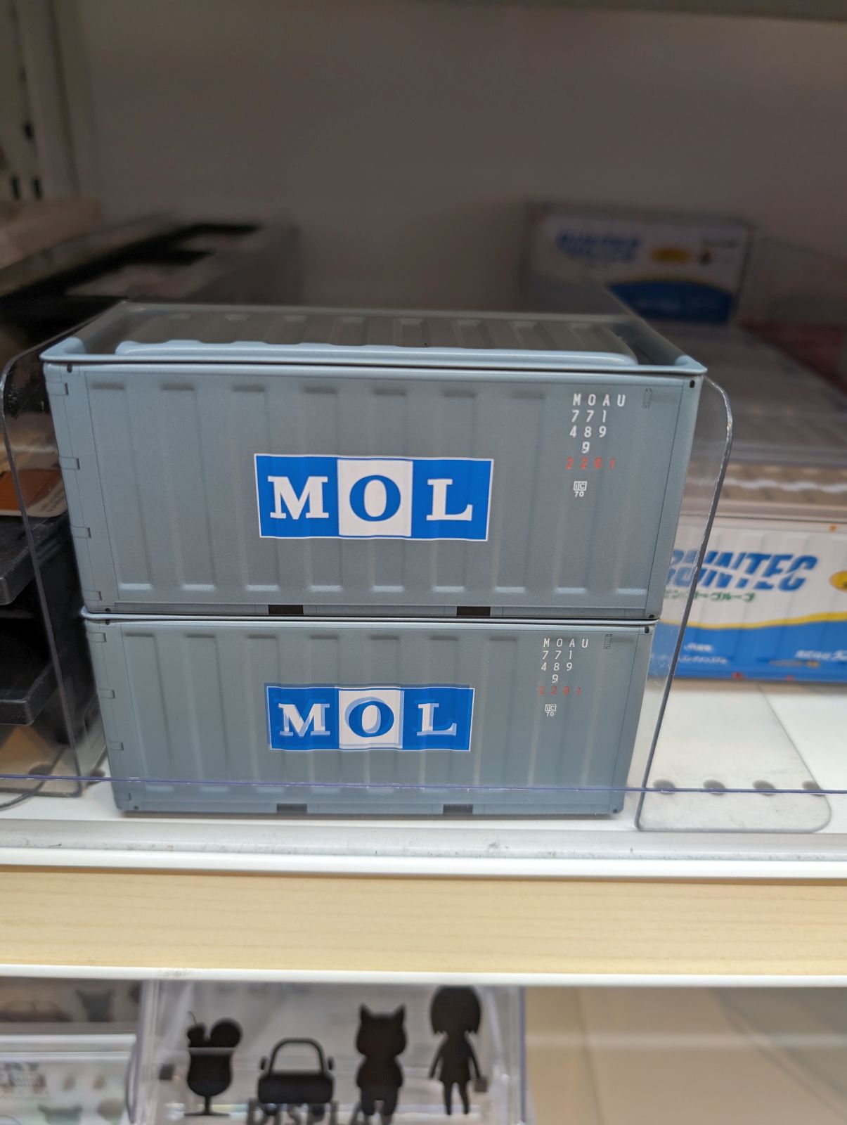 MOL
