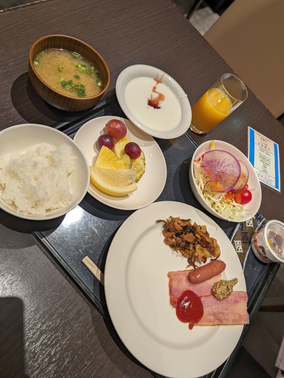 本日の朝食