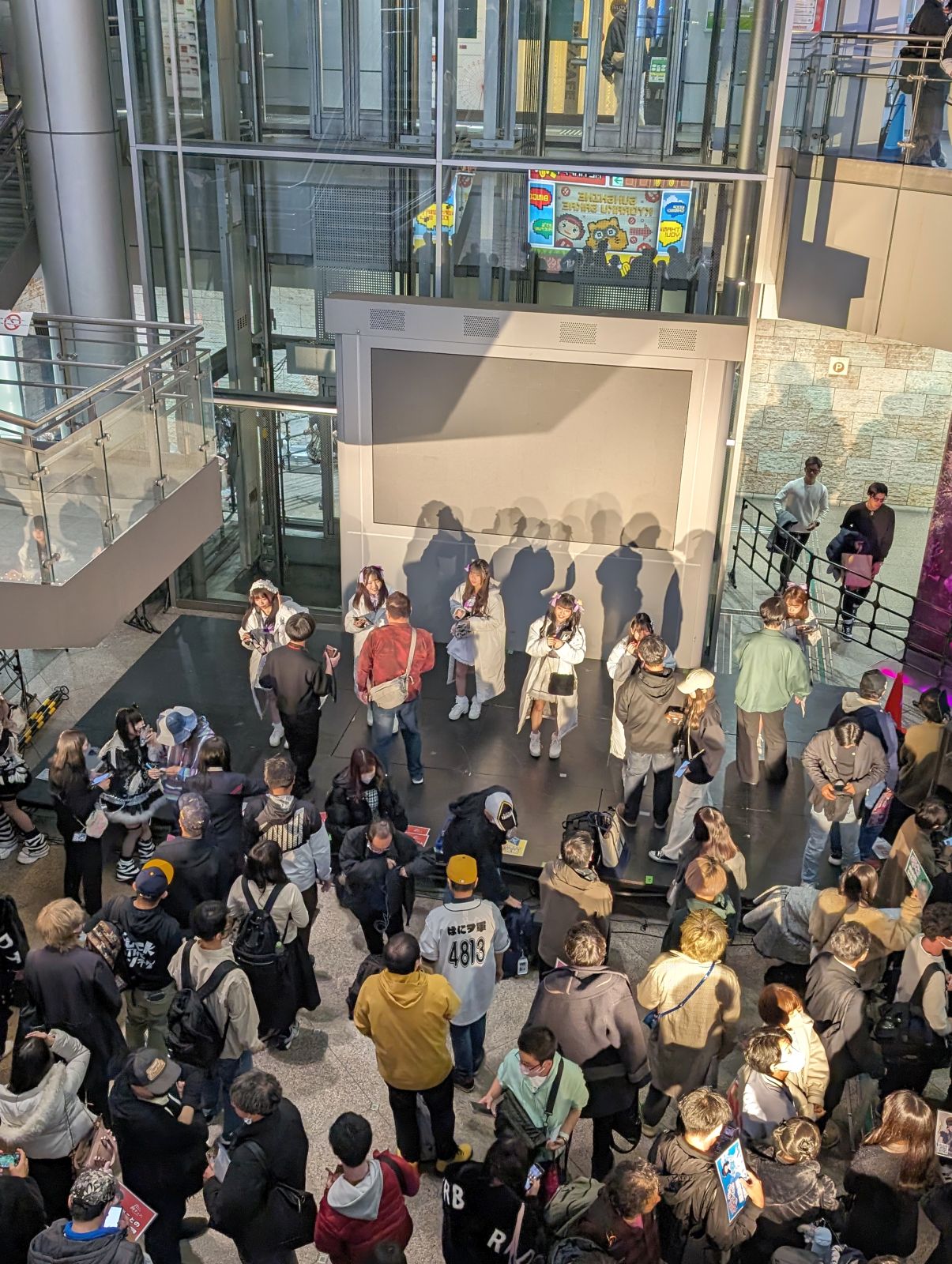 地下イベント