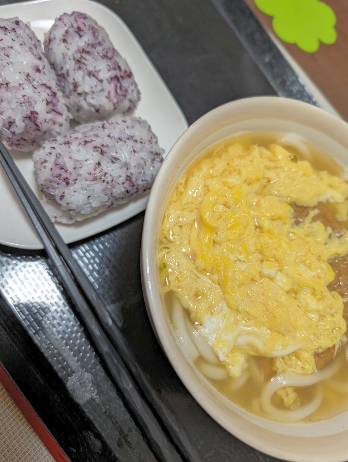 本日の朝食兼昼食