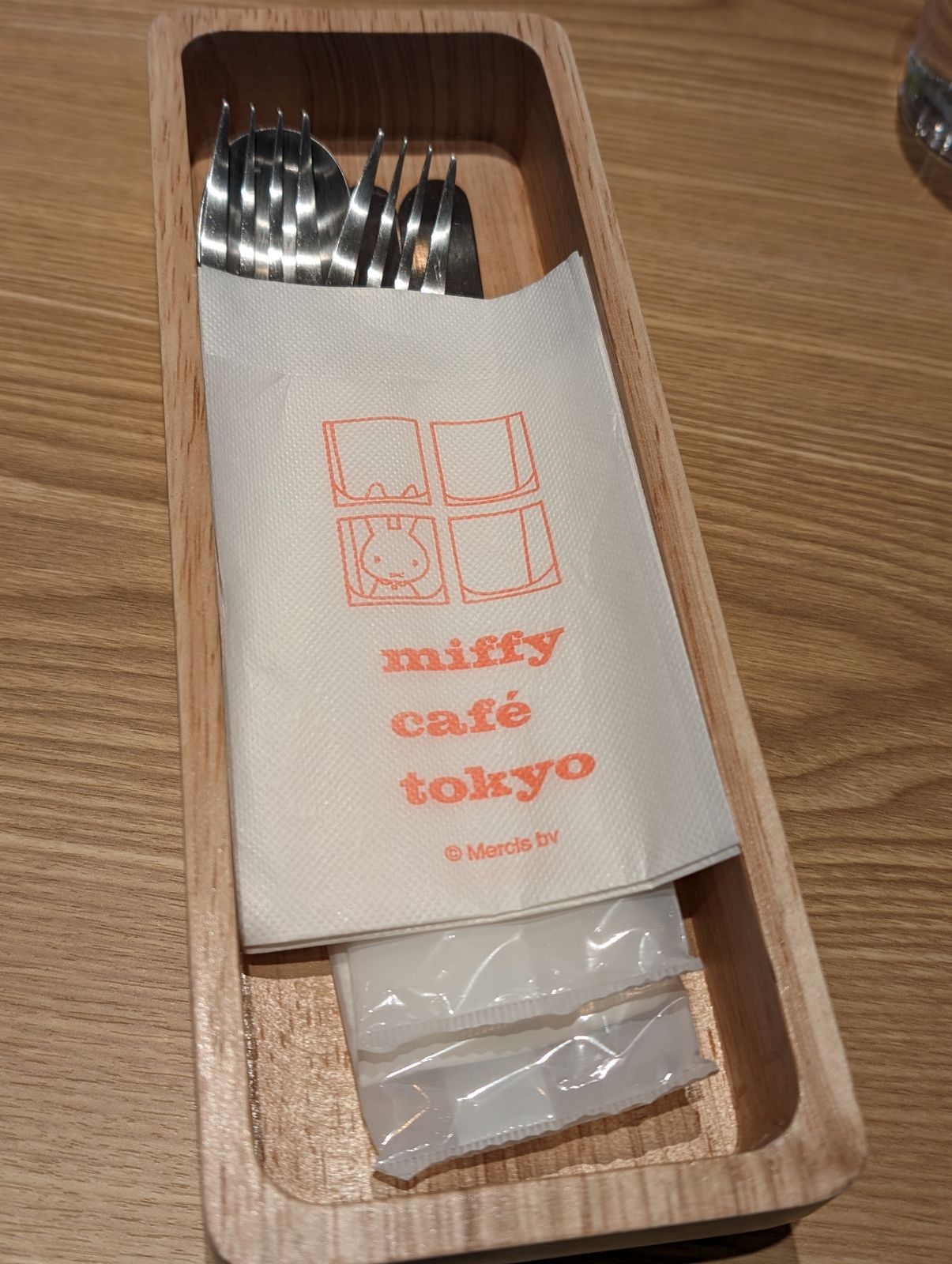 紙ナプキン