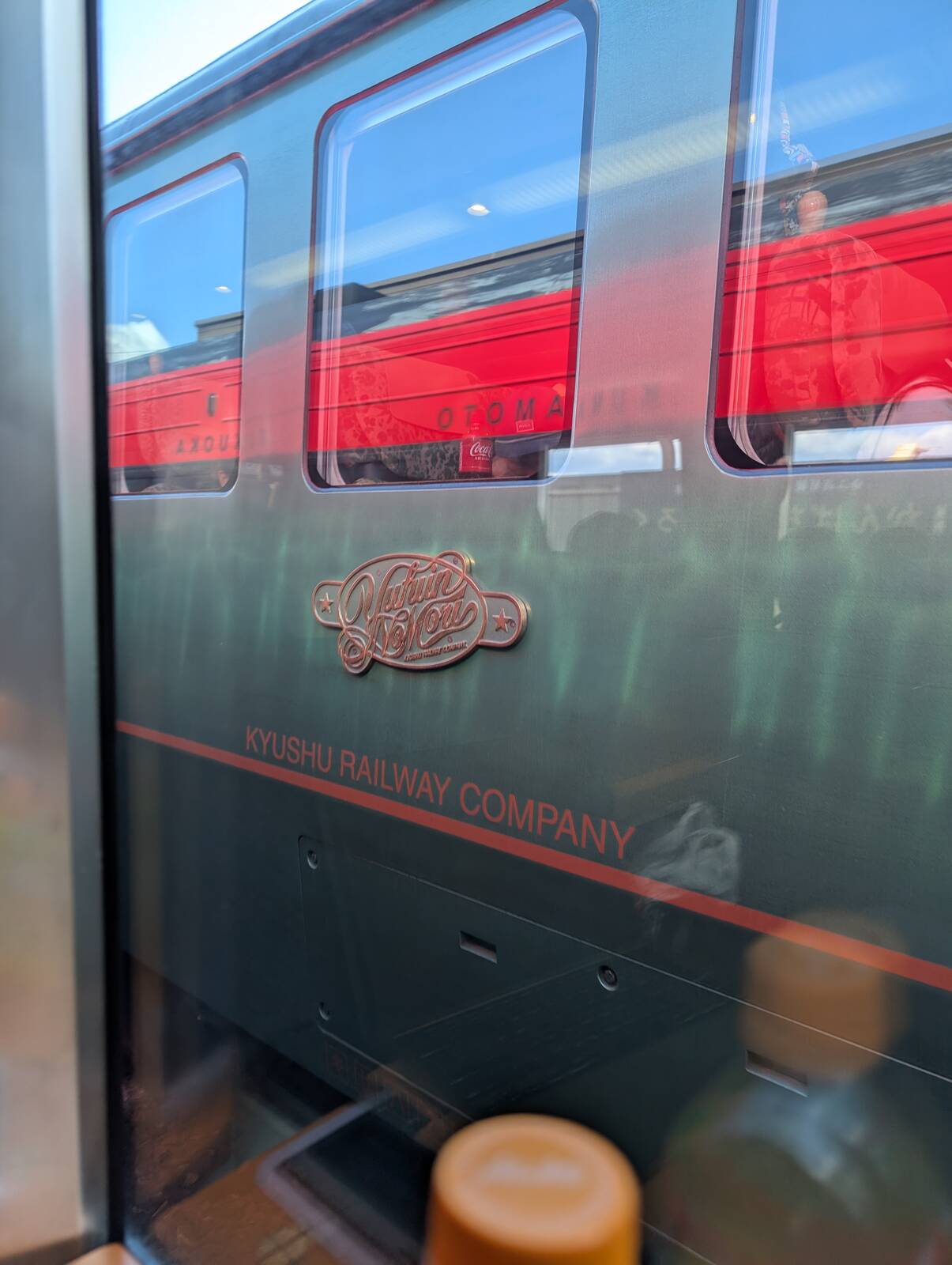 列車の通過待ち
