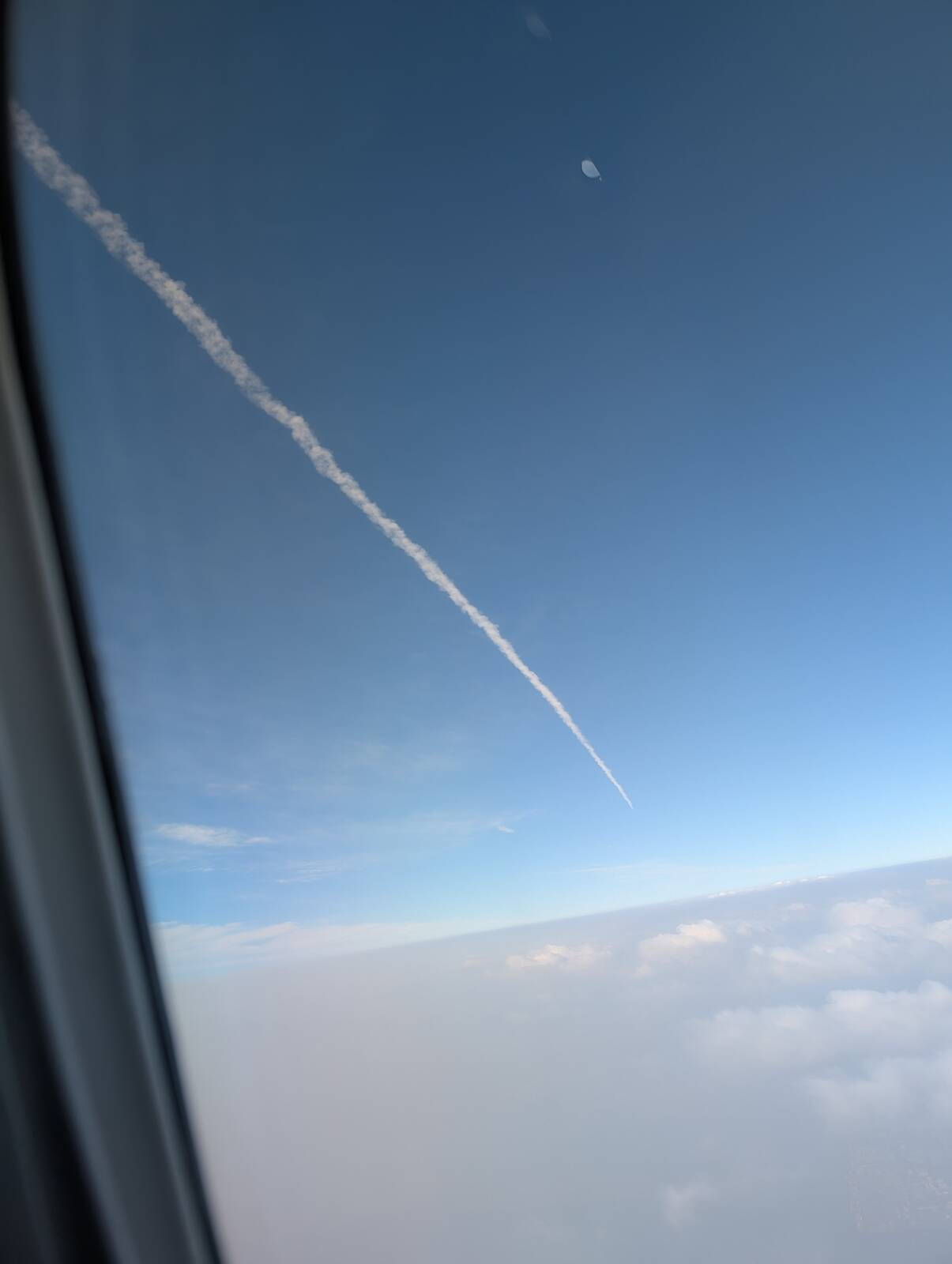 飛行機雲