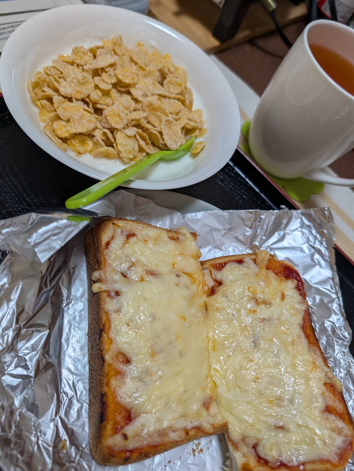 本日の朝食兼昼食