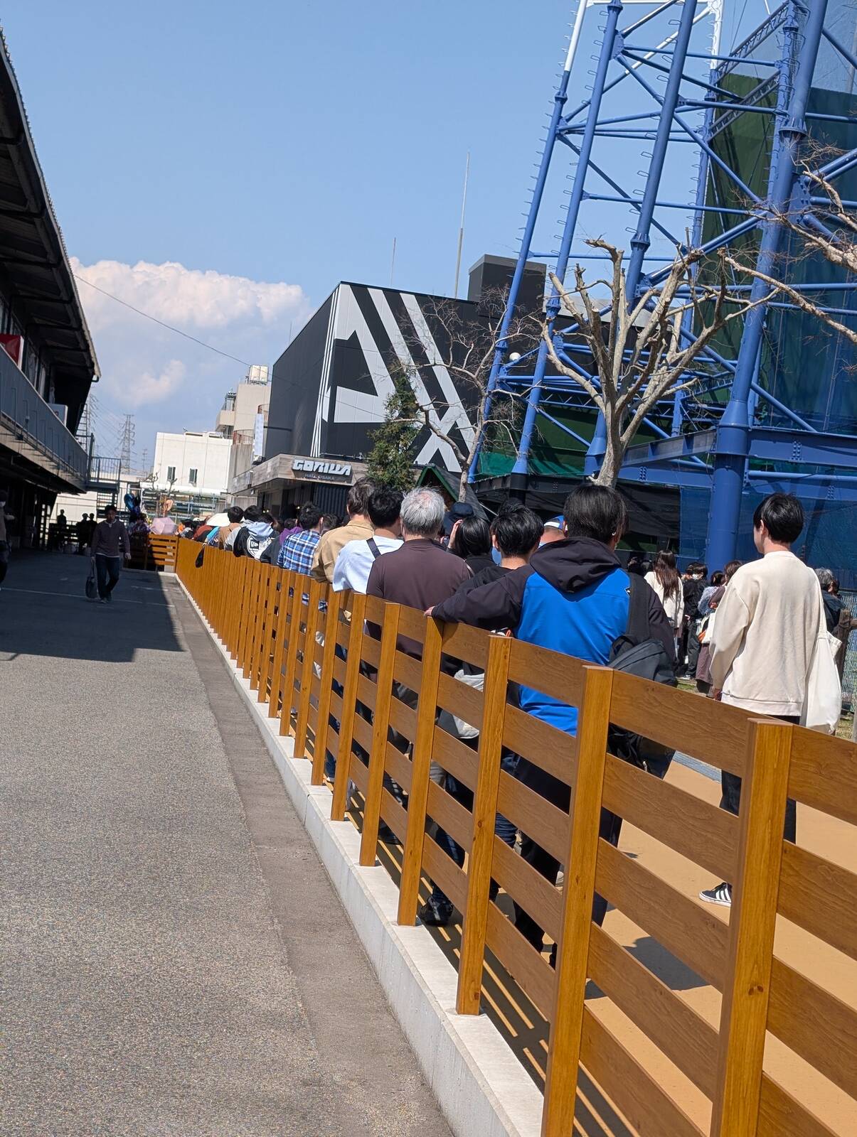 イベント入場列