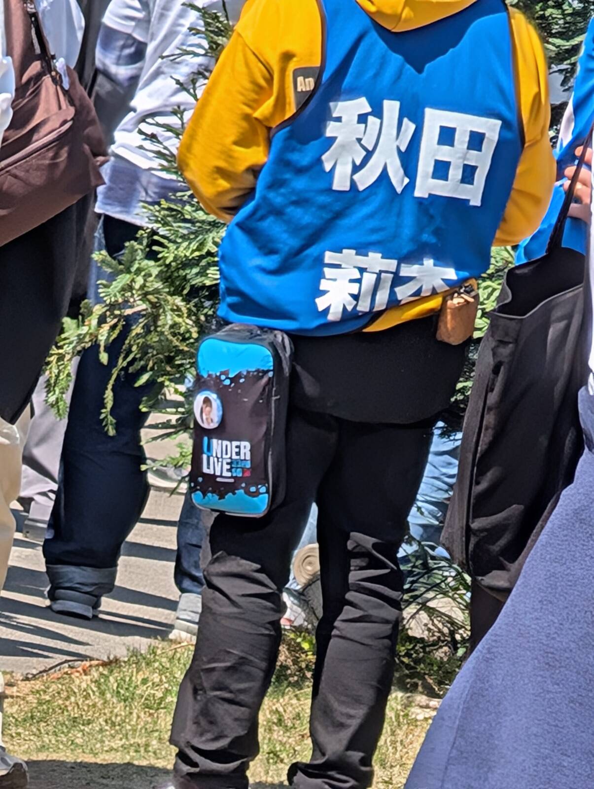 ビブス