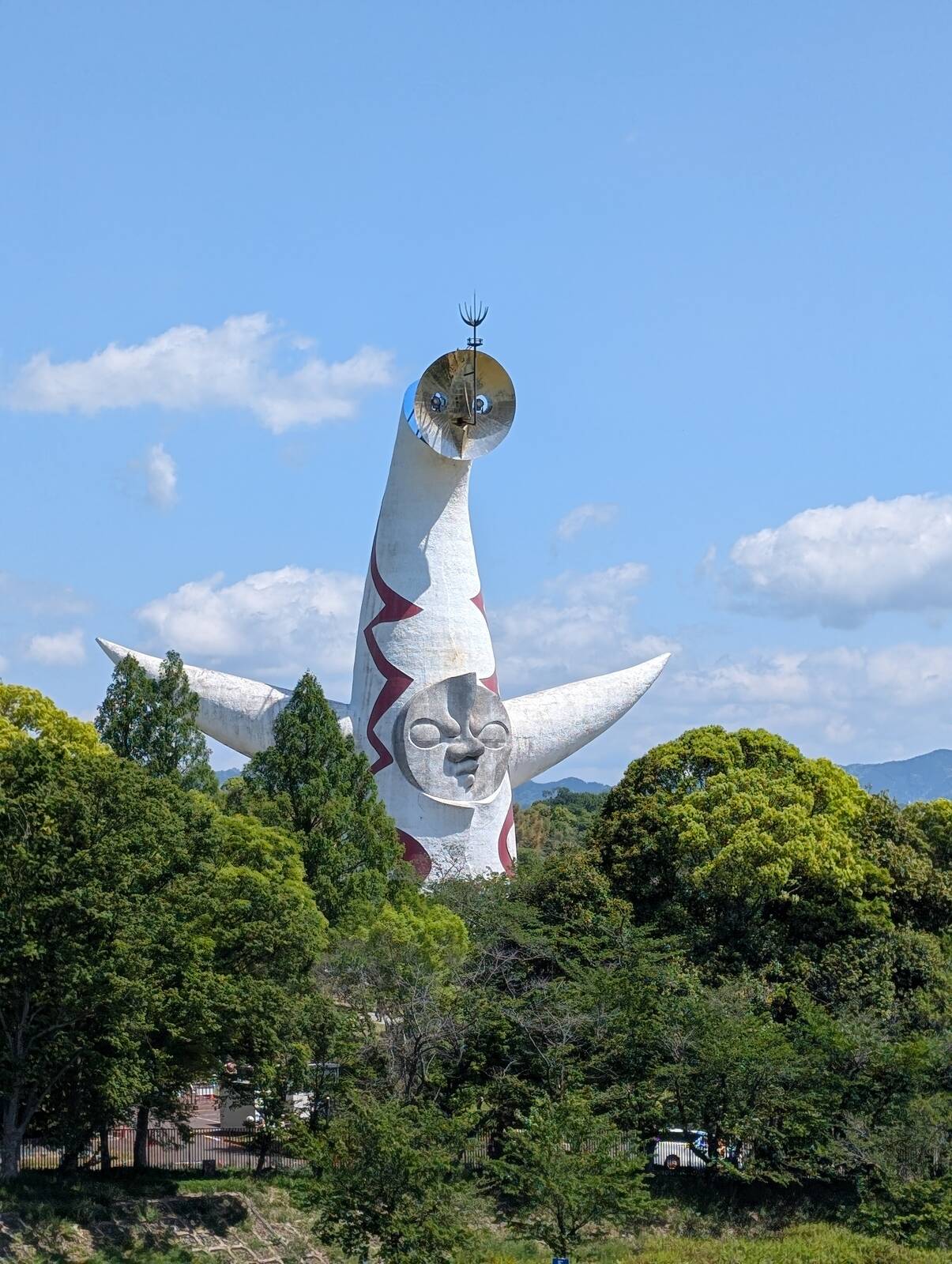 太陽の塔
