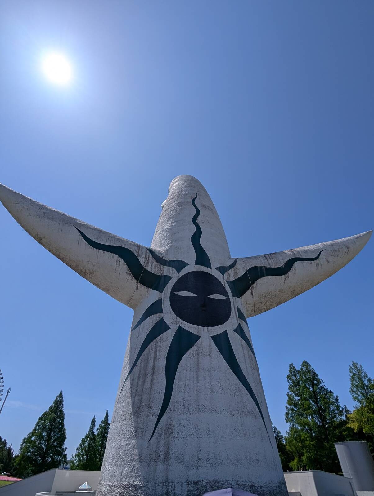太陽の塔の裏側