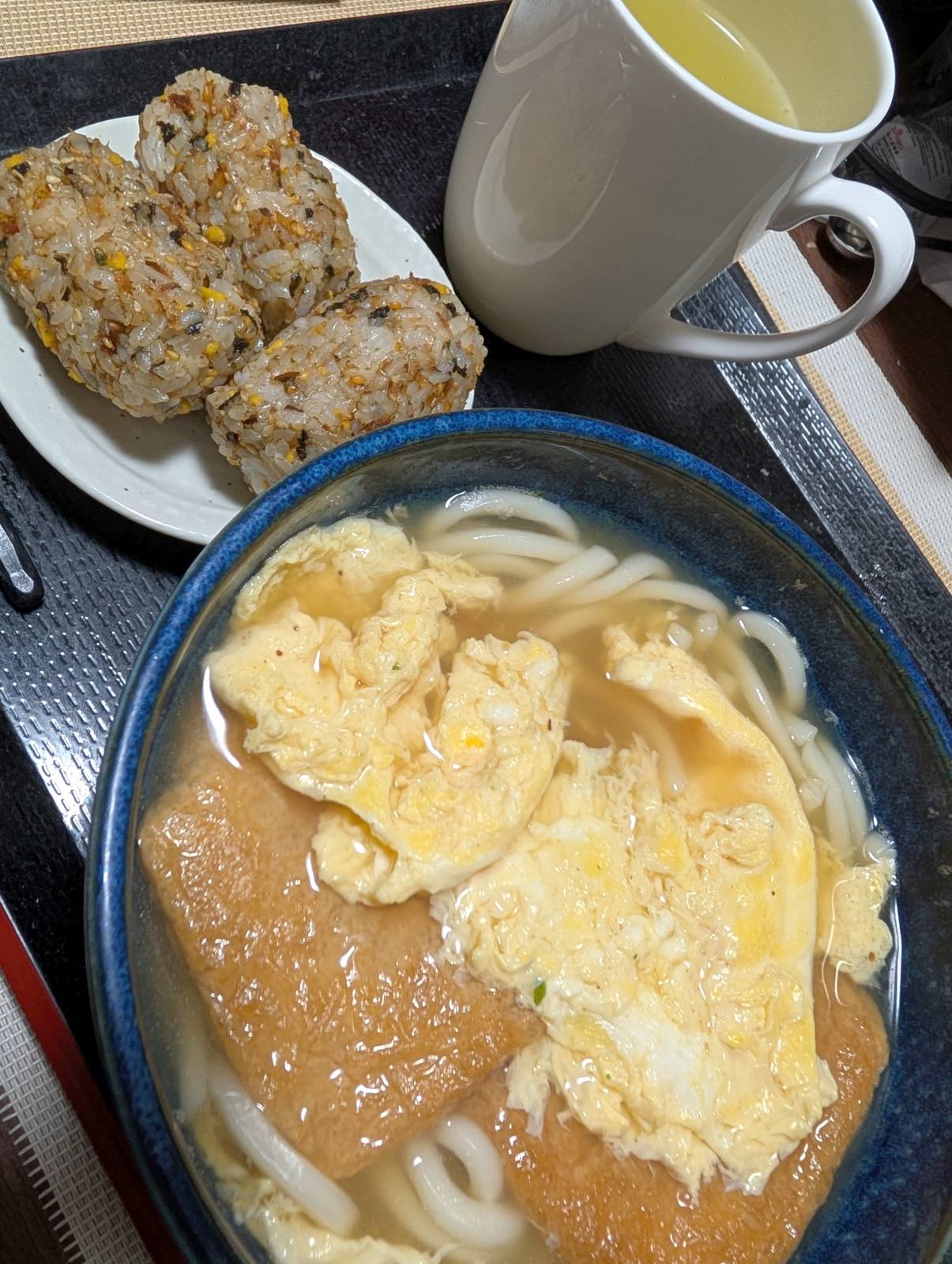 本日の朝食兼昼食兼夕食