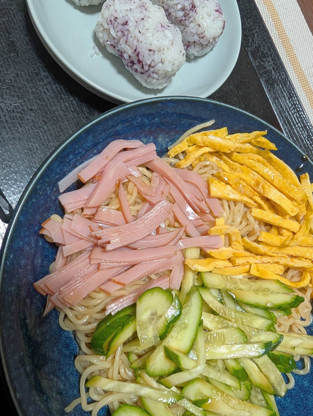 本日の朝食兼昼食