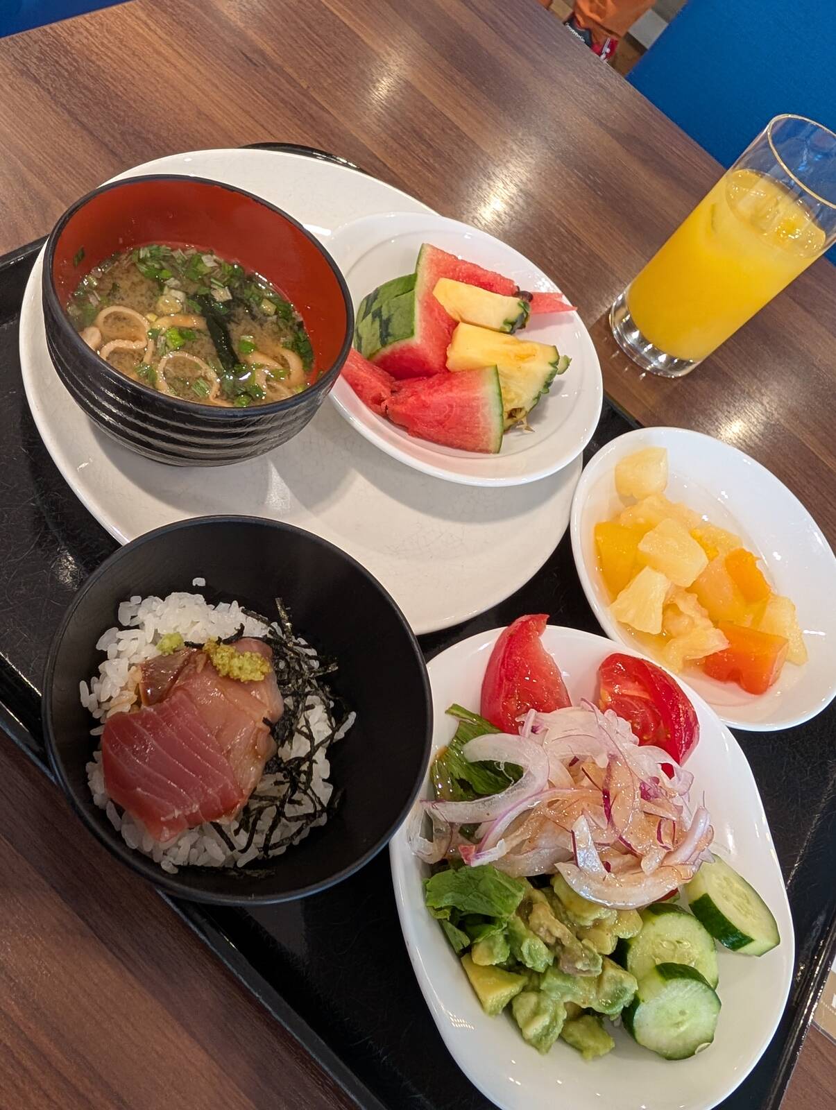 本日の朝食