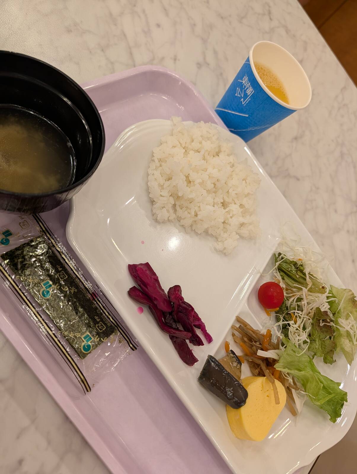 本日の朝食