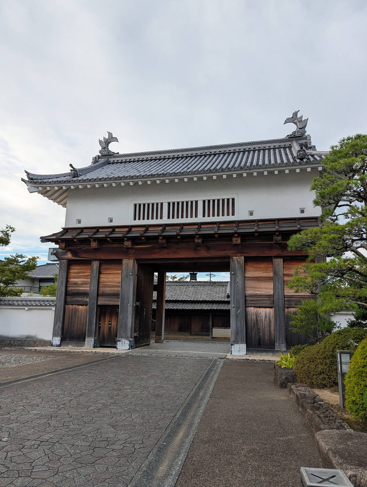 掛川城大手門