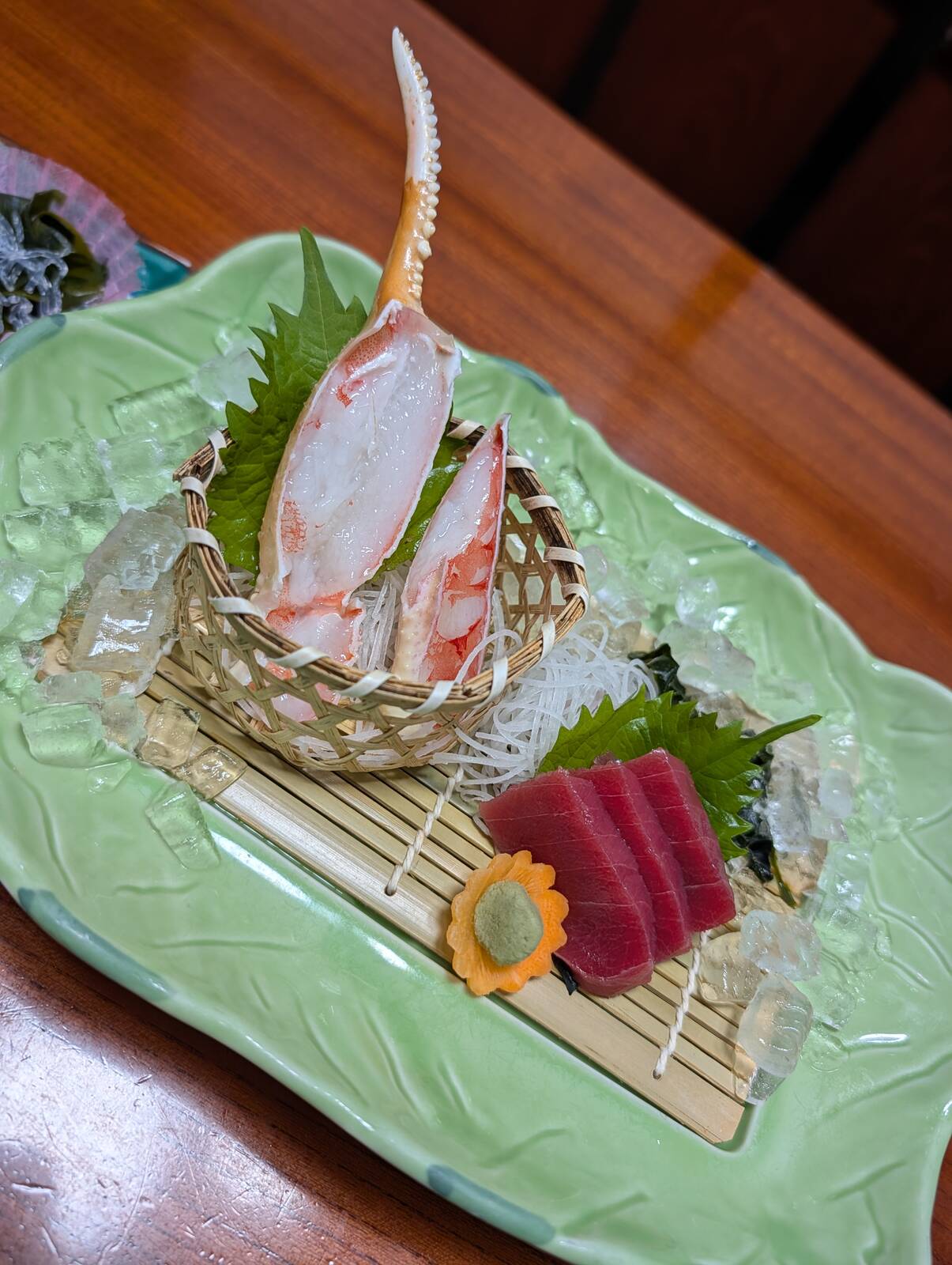 ズワイ・マグロ流水盛り