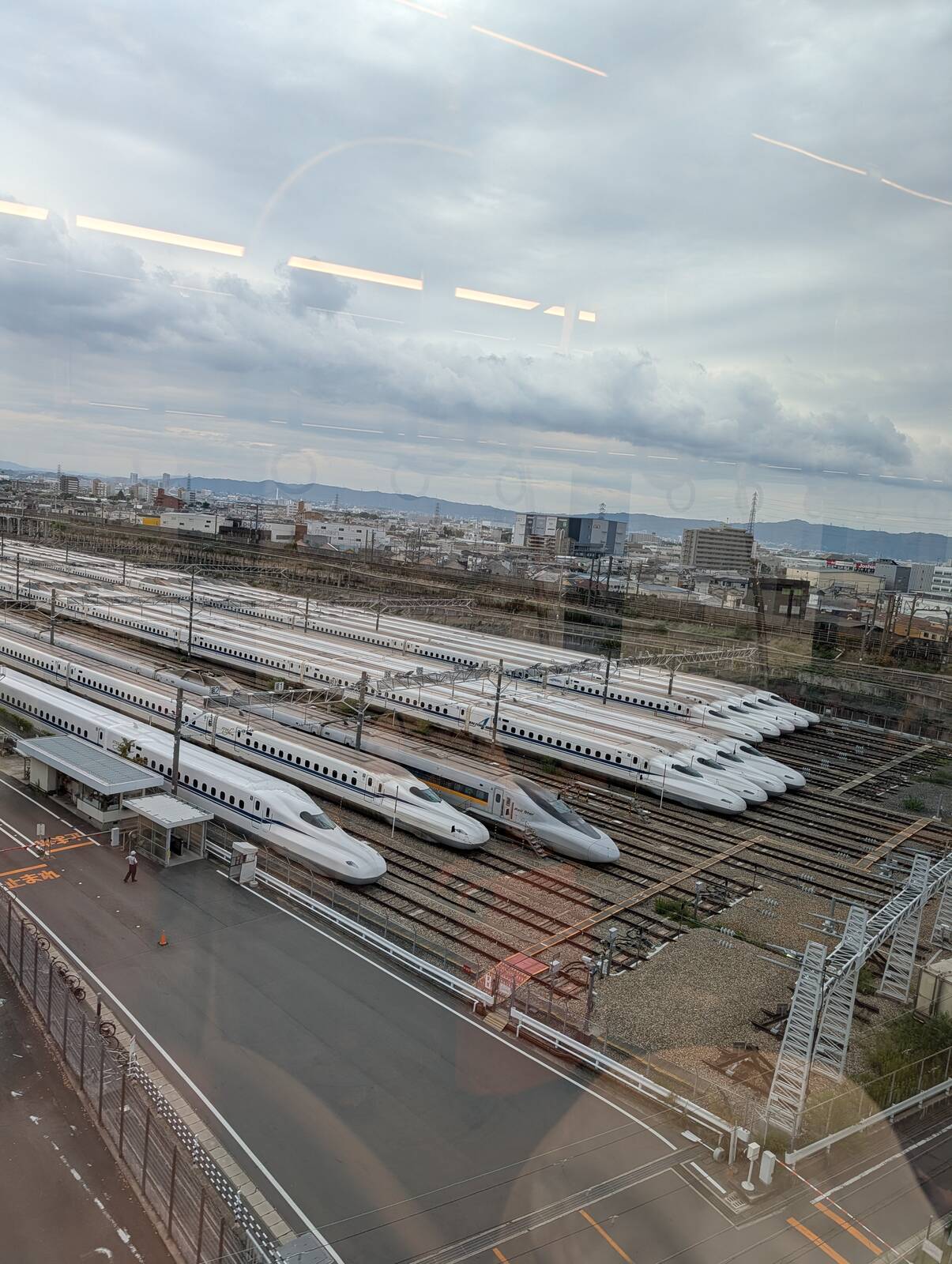 鳥飼車両基地