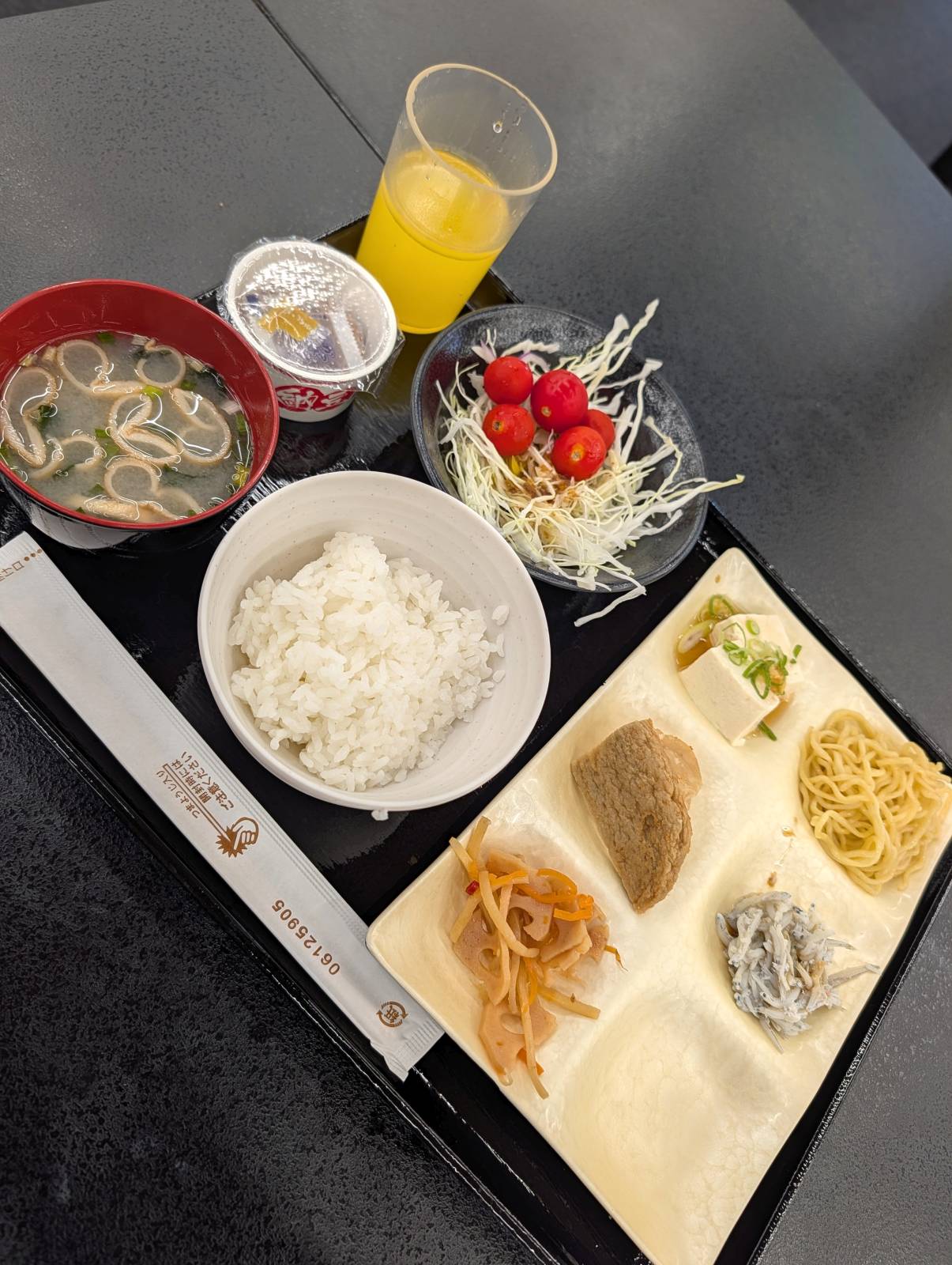 本日の朝食