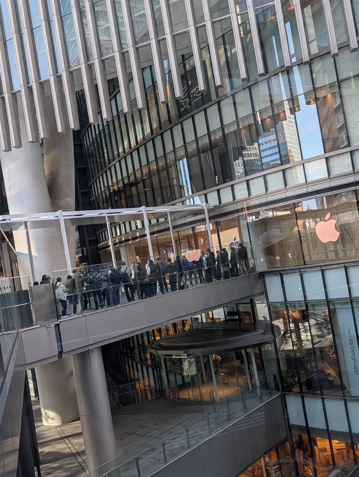 Appleストアの行列