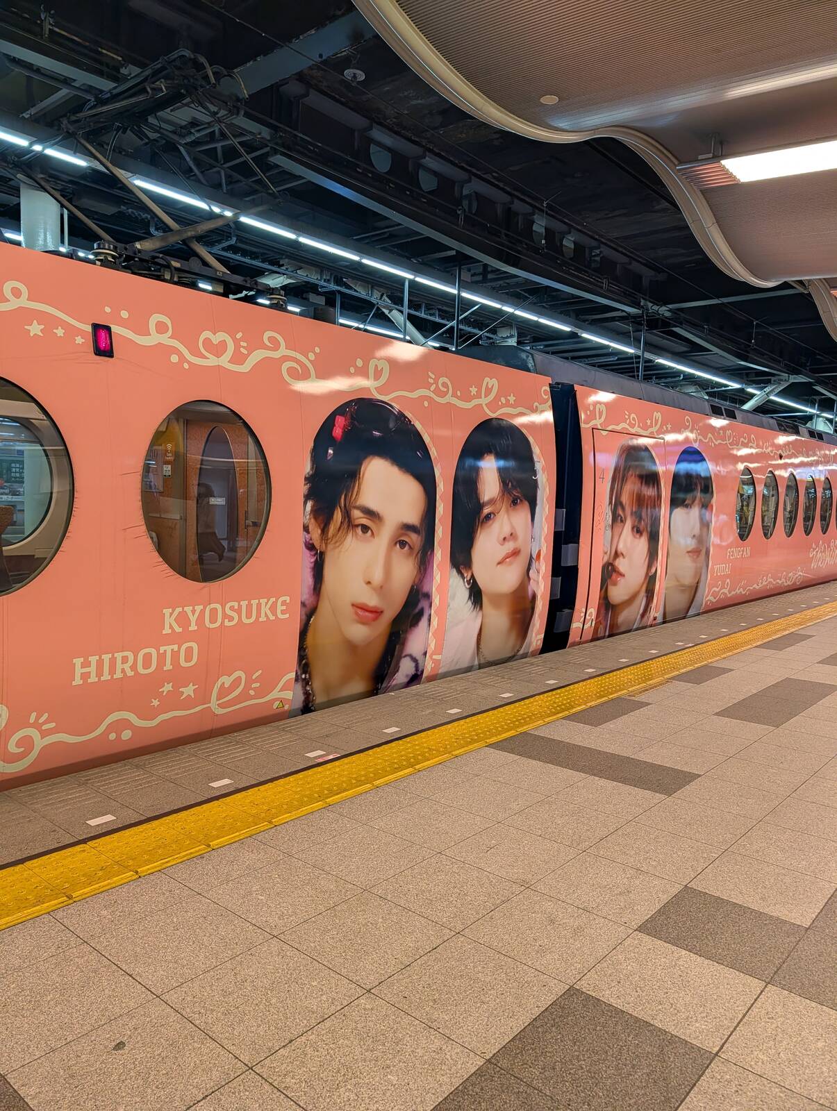 ラッピング車両