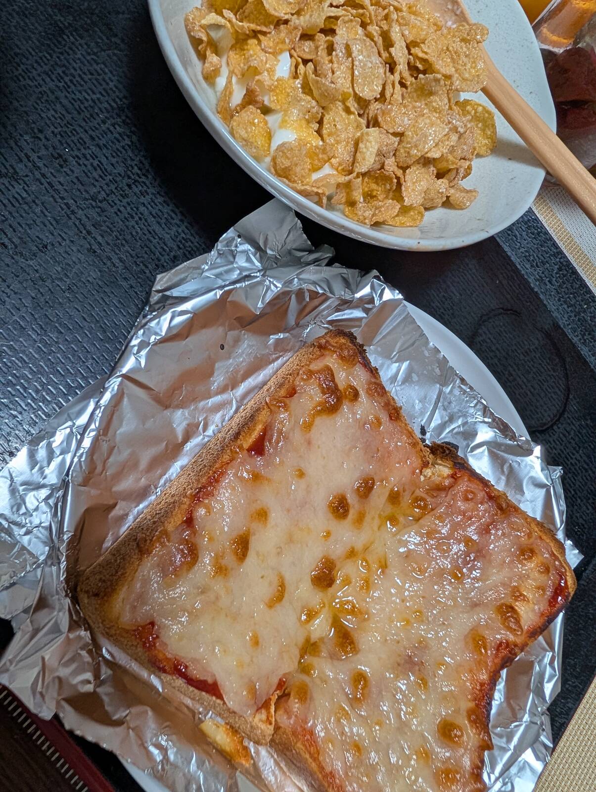 本日の朝食兼昼食