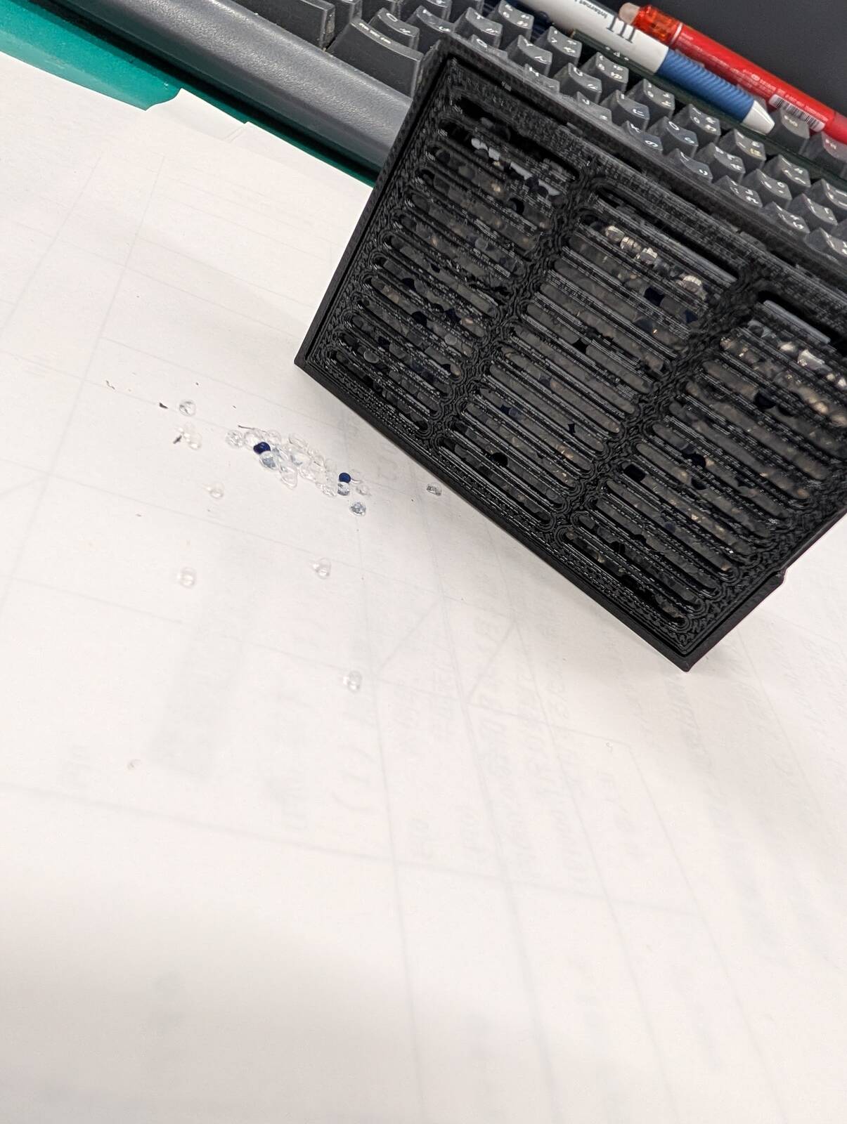 シリカゲルのくず