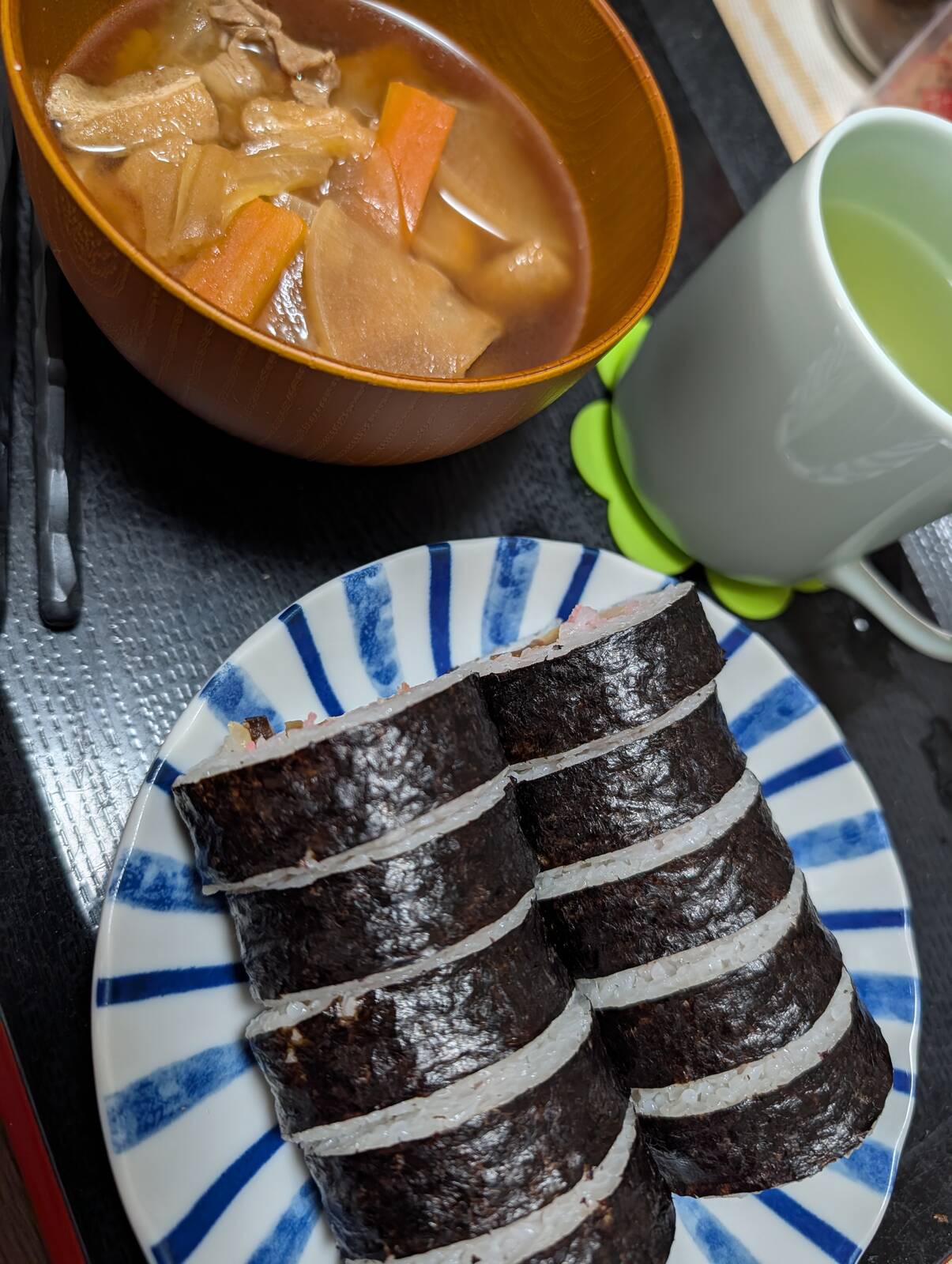 本日の朝食兼昼食